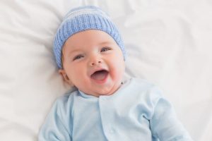 Comparaison entre bébé facile et bébé difficile selon leur tempérament